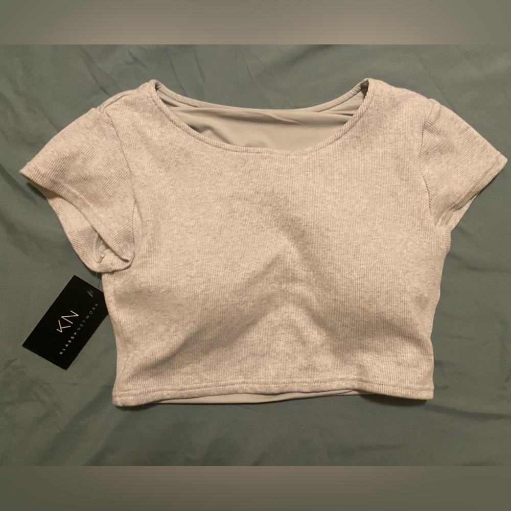 Klassy Network Cropped Tshirt